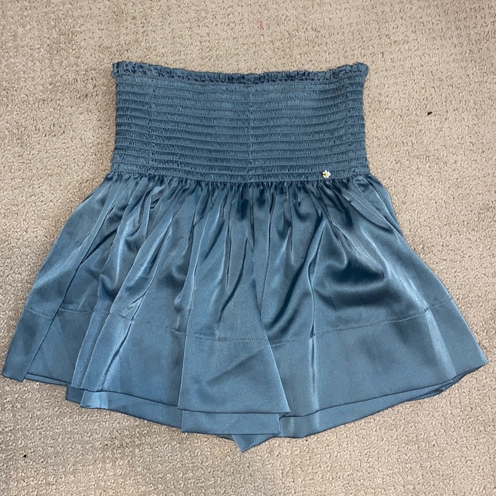 Natural life shorts